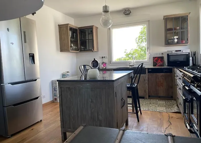 Maison Individuelle Avec Grand Jardin Villa